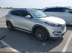 KM8J3CA27HU415717 2017 HYUNDAI TUCSON