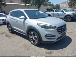 KM8J3CA27HU444795 2017 HYUNDAI TUCSON