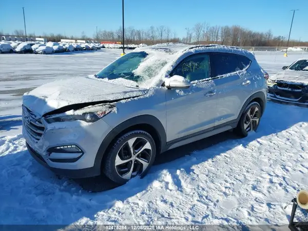 KM8J3CA27HU456879 2017 HYUNDAI TUCSON - Image 2