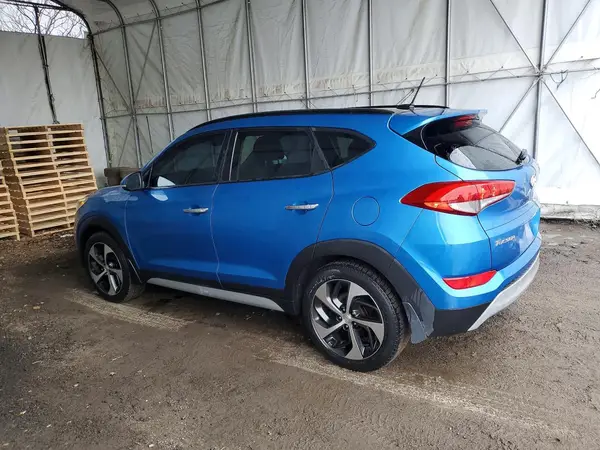 KM8J3CA27HU495830 2017 HYUNDAI TUCSON - Image 2