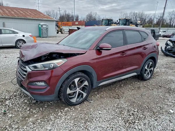 KM8J3CA27HU523173 2017 HYUNDAI TUCSON - Image 1