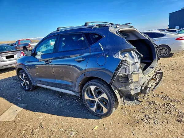 KM8J3CA27HU532424 2017 HYUNDAI TUCSON - Image 2