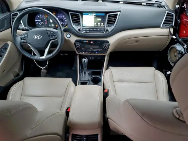 KM8J3CA27HU542273 2017 HYUNDAI TUCSON - Image 8