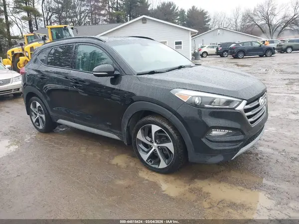 KM8J3CA27HU572860 2017 HYUNDAI TUCSON - Image 1