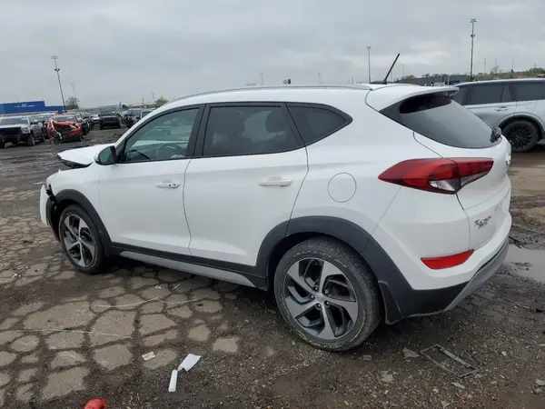 KM8J3CA27HU584474 2017 HYUNDAI TUCSON - Image 2