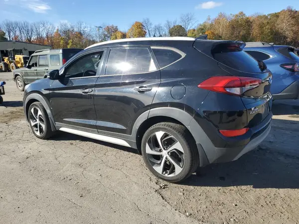 KM8J3CA27JU654433 2018 HYUNDAI TUCSON - Image 2