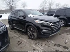 KM8J3CA27JU723783 2018 HYUNDAI TUCSON