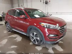 KM8J3CA27JU820675 2018 HYUNDAI TUCSON