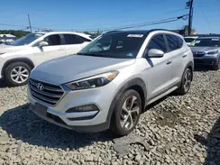 KM8J3CA27JU825505 2018 HYUNDAI TUCSON
