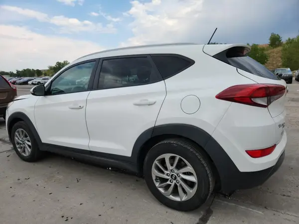 KM8J3CA28GU040063 2016 HYUNDAI TUCSON - Image 2