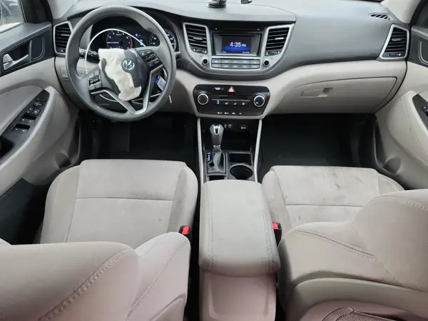 KM8J3CA28GU040063 2016 HYUNDAI TUCSON - Image 8