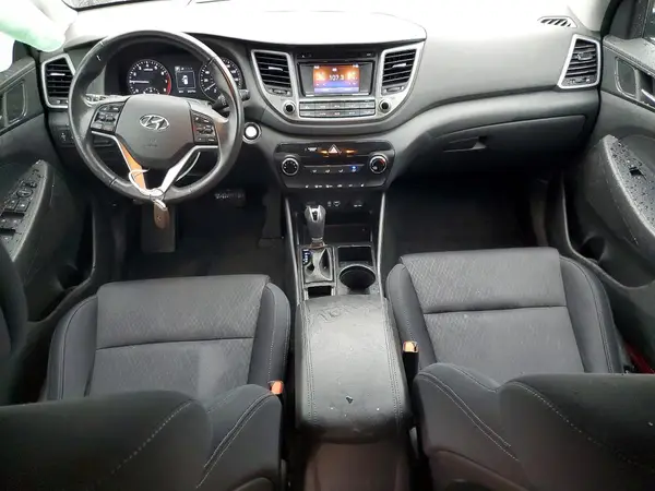 KM8J3CA28GU040936 2016 HYUNDAI TUCSON - Image 8