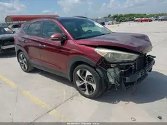 KM8J3CA28GU042220 2016 HYUNDAI TUCSON