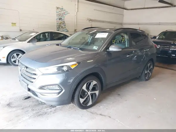 KM8J3CA28GU048826 2016 HYUNDAI TUCSON - Image 2