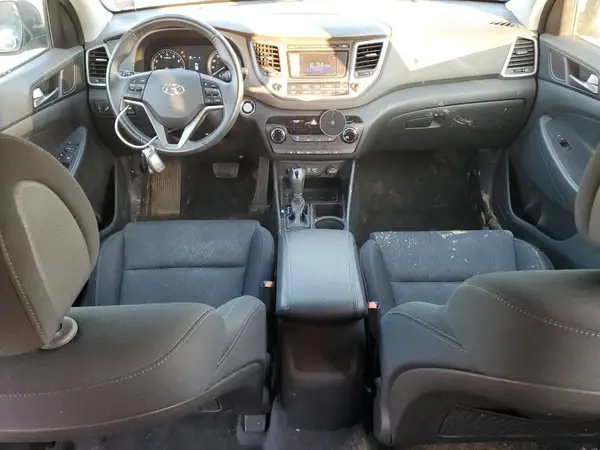KM8J3CA28GU053377 2016 HYUNDAI TUCSON - Image 8