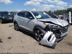 KM8J3CA28GU056621 2016 HYUNDAI TUCSON