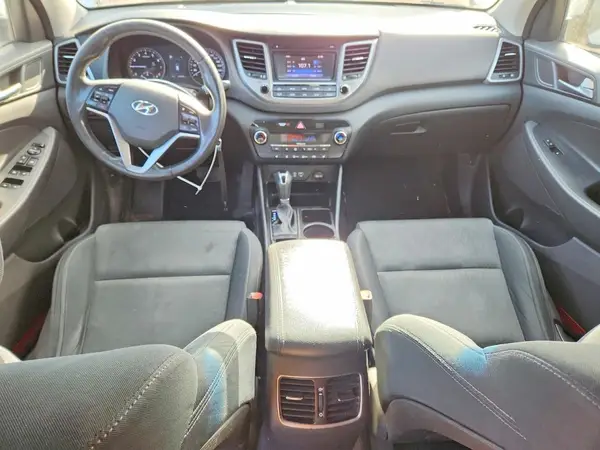 KM8J3CA28GU058272 2016 HYUNDAI TUCSON - Image 8