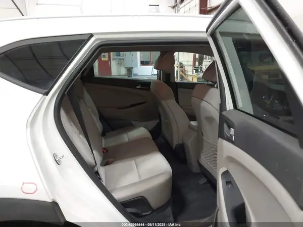 KM8J3CA28GU059728 2016 HYUNDAI TUCSON - Image 8