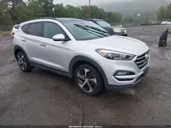 KM8J3CA28GU069353 2016 HYUNDAI TUCSON