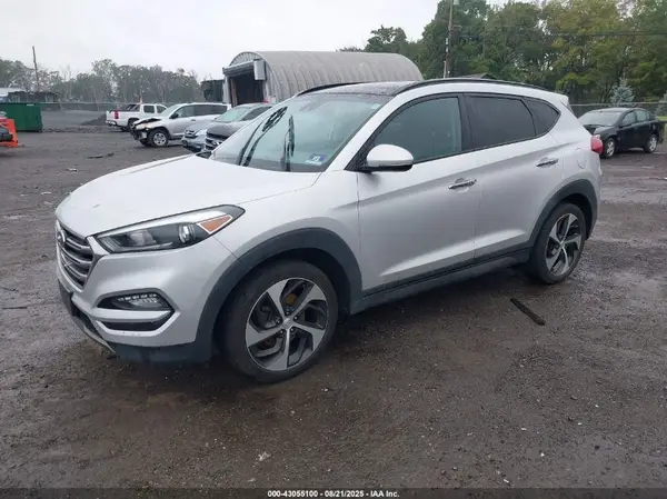 KM8J3CA28GU069353 2016 HYUNDAI TUCSON - Image 2