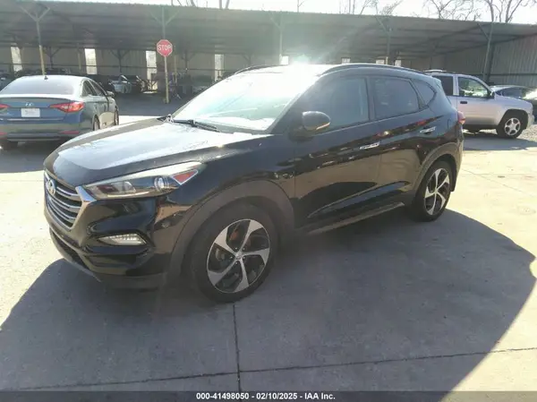 KM8J3CA28GU069501 2016 HYUNDAI TUCSON - Image 2