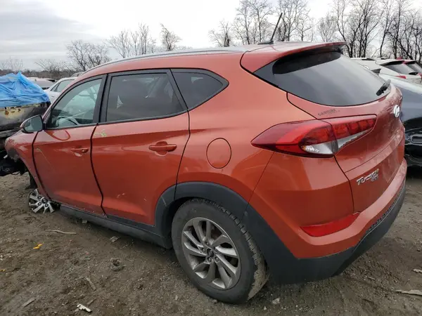 KM8J3CA28GU074200 2016 HYUNDAI TUCSON - Image 2