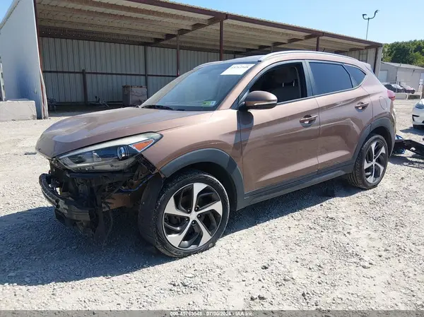 KM8J3CA28GU075525 2016 HYUNDAI TUCSON - Image 2