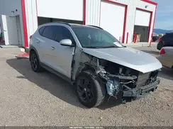 KM8J3CA28GU091742 2016 HYUNDAI TUCSON