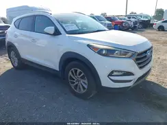 KM8J3CA28GU113755 2016 HYUNDAI TUCSON