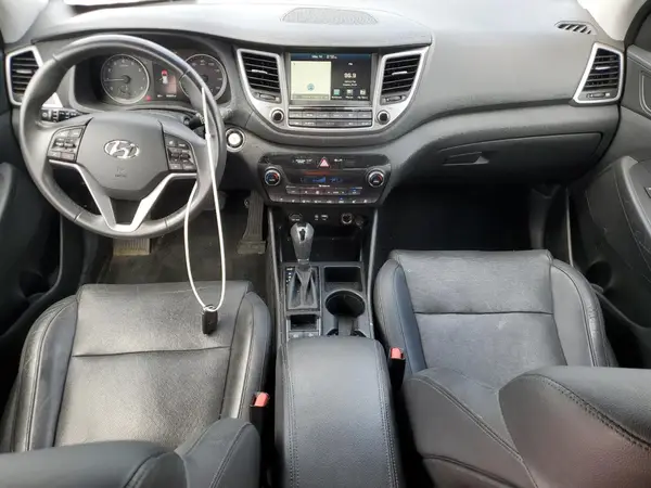 KM8J3CA28GU123265 2016 HYUNDAI TUCSON - Image 8