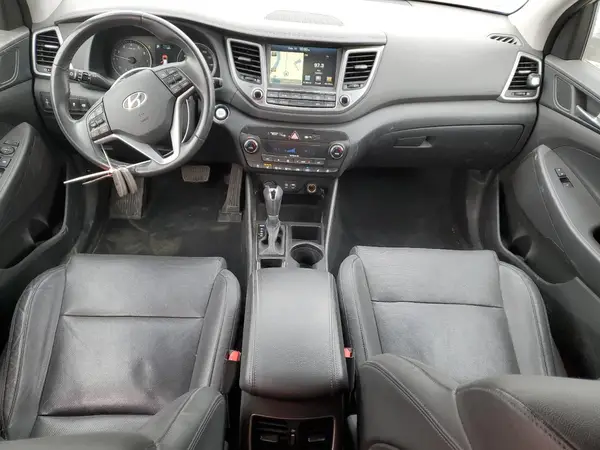 KM8J3CA28GU125419 2016 HYUNDAI TUCSON - Image 8