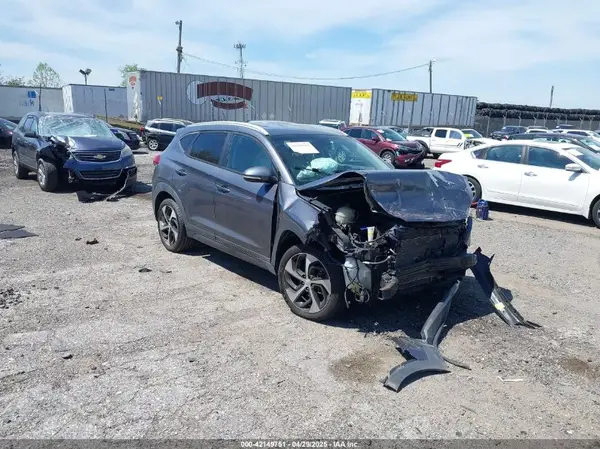 KM8J3CA28GU126098 2016 HYUNDAI TUCSON - Image 1