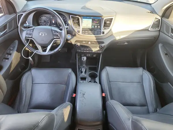 KM8J3CA28GU130197 2016 HYUNDAI TUCSON - Image 8