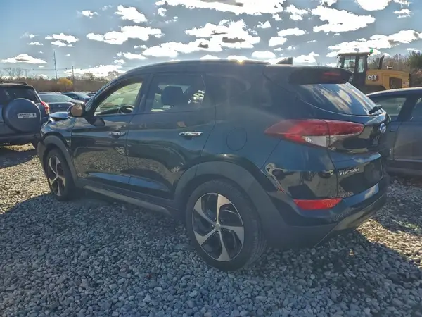 KM8J3CA28GU130880 2016 HYUNDAI TUCSON - Image 2