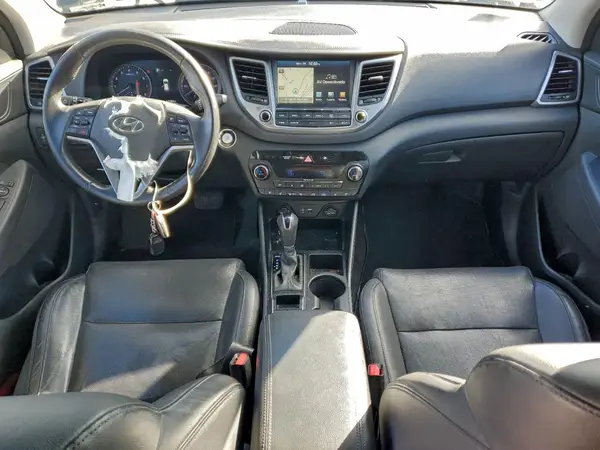 KM8J3CA28GU130880 2016 HYUNDAI TUCSON - Image 8