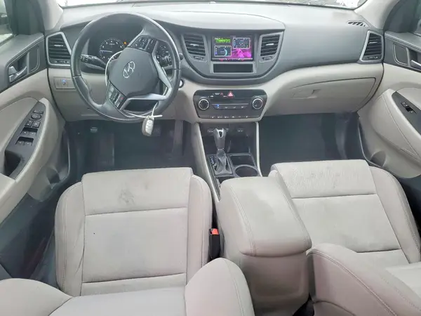 KM8J3CA28GU136840 2016 HYUNDAI TUCSON - Image 8