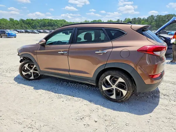 KM8J3CA28GU137246 2016 HYUNDAI TUCSON - Image 2