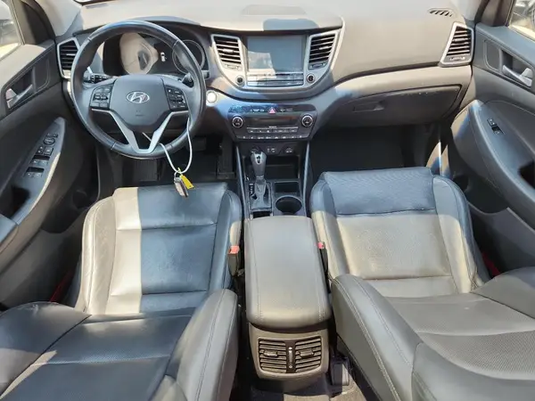 KM8J3CA28GU138879 2016 HYUNDAI TUCSON - Image 8