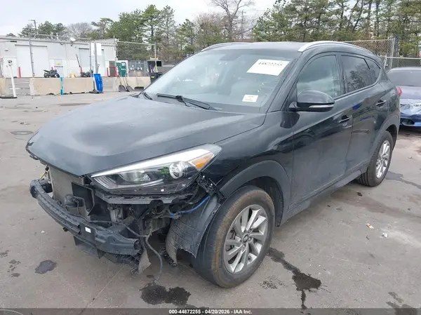 KM8J3CA28GU138915 2016 HYUNDAI TUCSON - Image 2