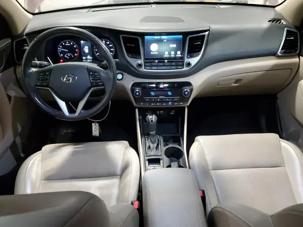 KM8J3CA28GU143435 2016 HYUNDAI TUCSON - Image 8