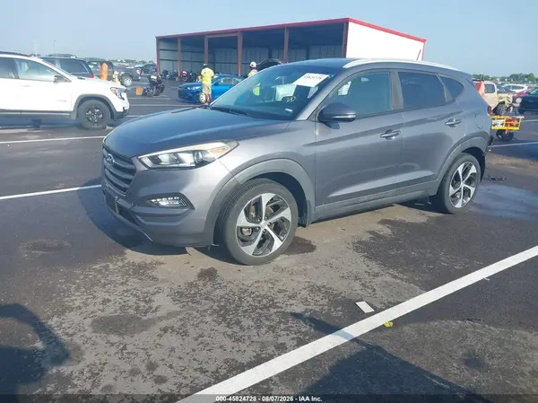KM8J3CA28GU147307 2016 HYUNDAI TUCSON - Image 2