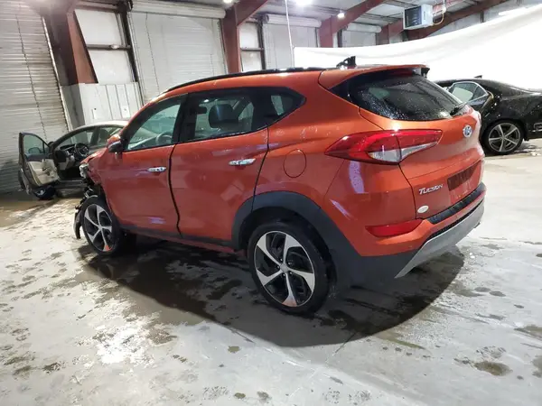 KM8J3CA28GU162227 2016 HYUNDAI TUCSON - Image 2