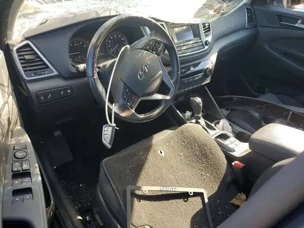 KM8J3CA28GU163314 2016 HYUNDAI TUCSON - Image 8