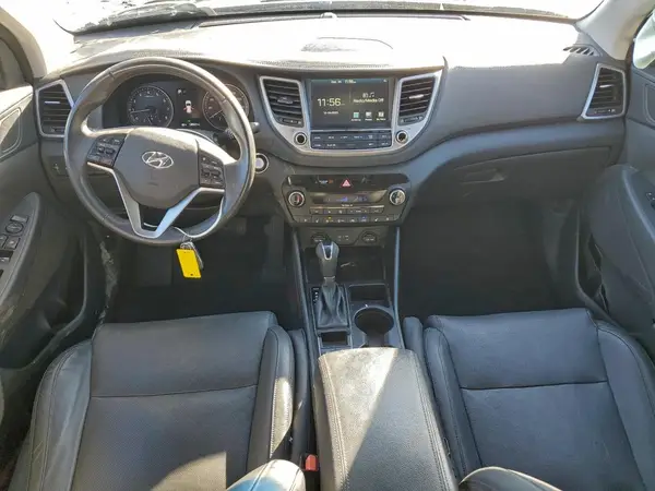 KM8J3CA28GU165273 2016 HYUNDAI TUCSON - Image 8