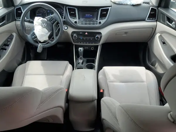 KM8J3CA28GU168772 2016 HYUNDAI TUCSON - Image 8
