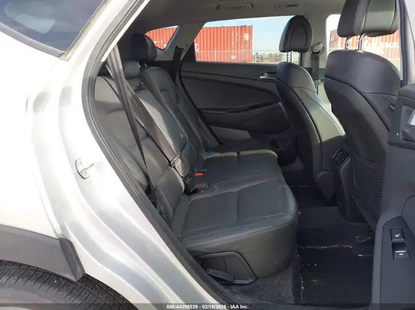 KM8J3CA28GU212513 2016 HYUNDAI TUCSON - Image 8