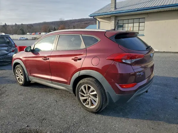 KM8J3CA28GU222586 2016 HYUNDAI TUCSON - Image 2