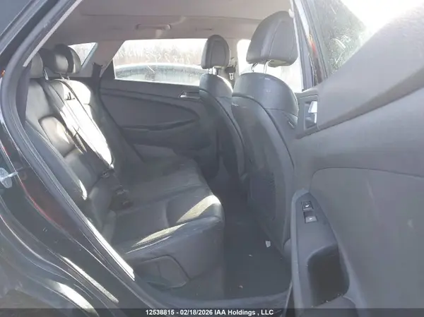 KM8J3CA28HU268243 2017 HYUNDAI TUCSON - Image 8