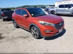 KM8J3CA28HU295975 2017 HYUNDAI TUCSON
