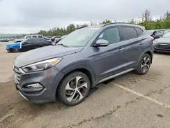 KM8J3CA28HU304044 2017 HYUNDAI TUCSON